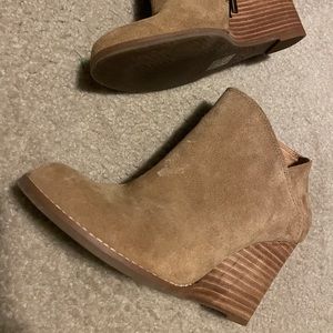 Lucky Brand booties